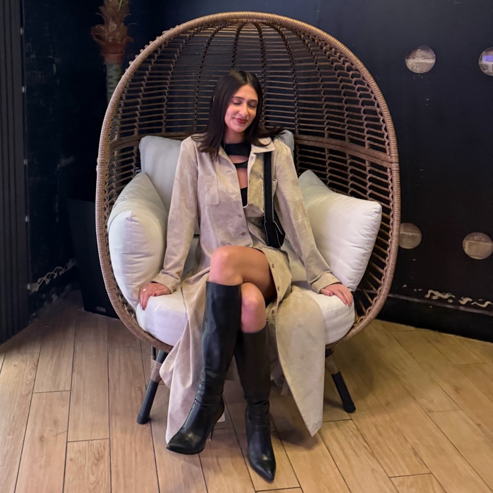 Meet your Posher, Gabriella 💫